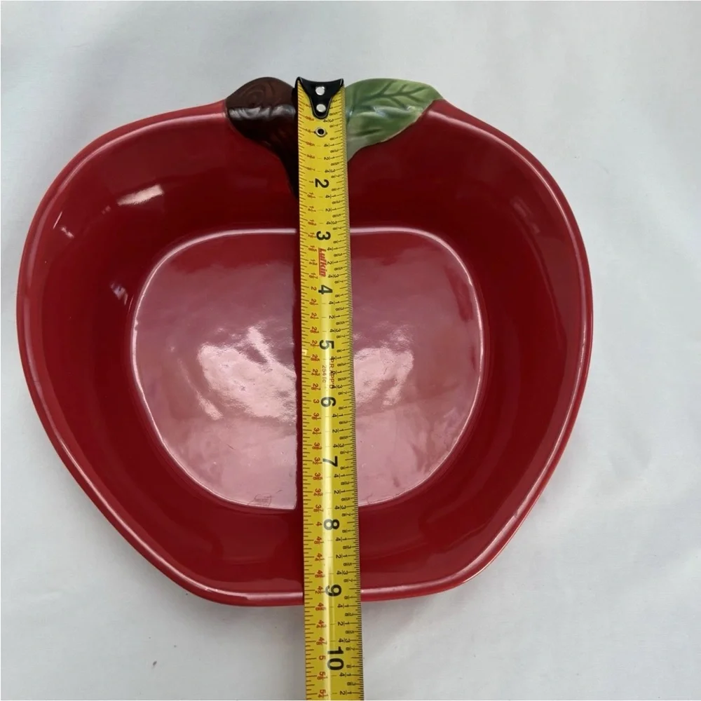 Plentiful Pantry Red Apple Shaped Baking Pie Dish 9”